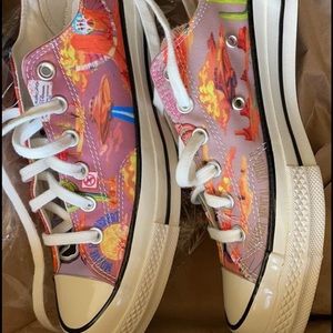 Brand new fashion converse